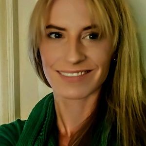 Meet your Posher, Bobbie